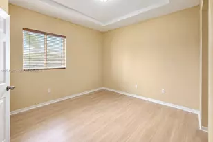 8526 NW 107th Passage, Doral, FL 33178 - Photo 3
