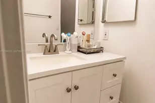 7954 NW 41 Ct, Sunrise, FL 33351 - Photo 7