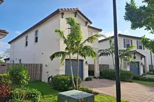 2439 NW 131st Cir, Miami, FL 33167 - Photo 3
