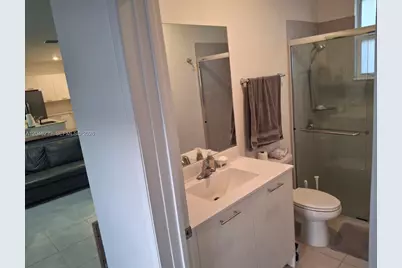 2439 NW 131st Cir, Miami, FL 33167 - Photo 11