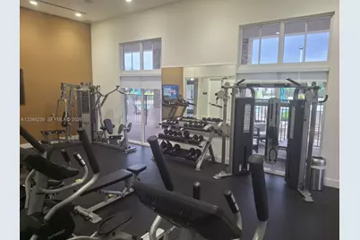 2439 NW 131st Cir, Miami, FL 33167 - Photo 27