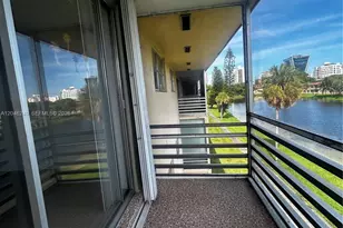 2880 NE 203rd St, Aventura, FL 33180 - Photo 5