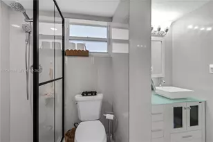 3849 NE 169th St, North Miami Beach, FL 33160 - Photo 21