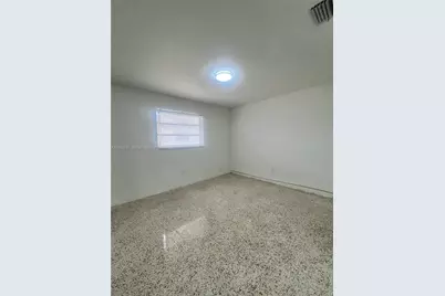 [Address not provided], Hialeah, FL 33010 - Photo 11