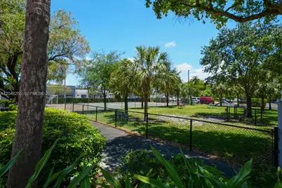 1470 NE 123rd St #A104, North Miami, FL 33161 - Photo 27