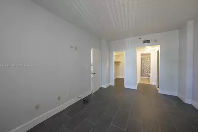 1470 NE 123rd St #A104, North Miami, FL 33161 - Photo 5