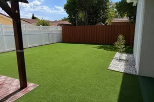 8948 NW 27th St, Coral Springs, FL 33065 - Photo 5