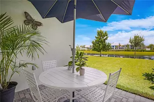 1000 SE Crosswood Wy, Port Saint Lucie, FL 34984 - Photo 43