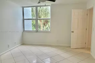 9411 Evergreen Pl, Davie, FL 33324 - Photo 15