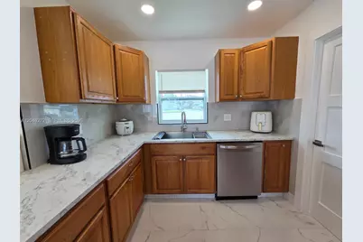 305 SE Airoso Blvd #0, Port Saint Lucie, FL 34983 - Photo 13