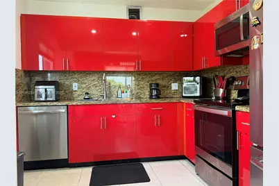 13255 SW 7th Ct #401D, Pembroke Pines, FL 33027 - Photo 1