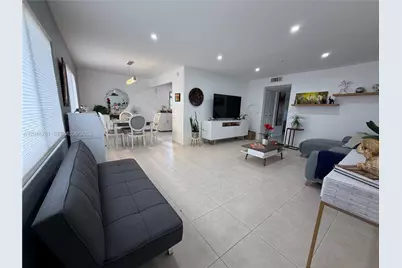 13255 SW 7th Ct #401D, Pembroke Pines, FL 33027 - Photo 3