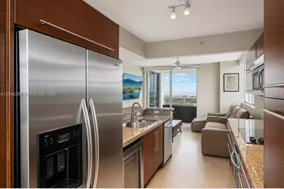 2641 N Flamingo Rd #305N, Plantation, FL 33323 - Photo 5