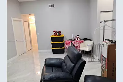 8814 NW 109th Ter, Hialeah Gardens, FL 33018 - Photo 23