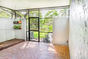 1450 NW 97th Ave, Pembroke Pines, FL 33024 - Photo 23