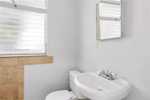 1507 Meridian Ave, Miami Beach, FL 33139 - Photo 9