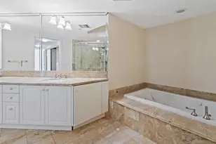 9595 Collins Ave, Surfside, FL 33154 - Photo 17