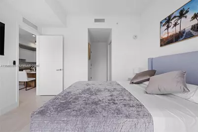 239 SW 9th St #1502, Miami, FL 33130 - Photo 5