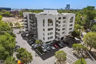 2715 Tigertail Ave, Miami, FL 33133 - Photo 9