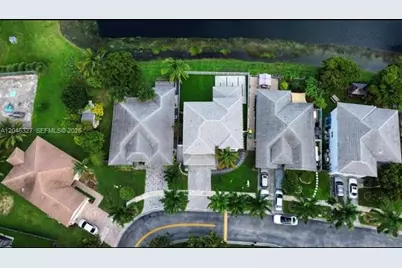 449 SE 31st Ave, Homestead, FL 33033 - Photo 1