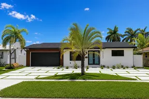 5207 Roosevelt St, Hollywood, FL 33021 - Photo 1