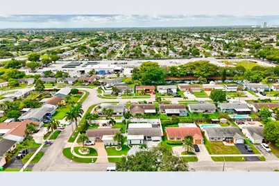 11370 NW 46th Pl, Sunrise, FL 33323 - Photo 43