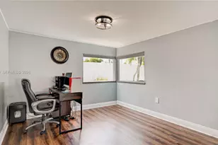11370 NW 46th Pl, Sunrise, FL 33323 - Photo 13