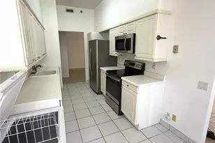 3640 Yacht Club Dr, Aventura, FL 33180 - Photo 3