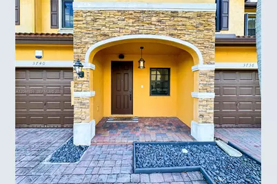 3740 NE 3rd Ct, Homestead, FL 33033 - Photo 3