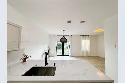 3740 NE 3rd Ct, Homestead, FL 33033 - Photo 11
