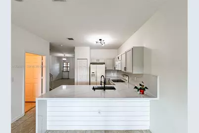 3740 NE 3rd Ct, Homestead, FL 33033 - Photo 9