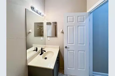 3740 NE 3rd Ct, Homestead, FL 33033 - Photo 25