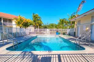 1103 Golden Lakes Blvd, West Palm Beach, FL 33411 - Photo 3