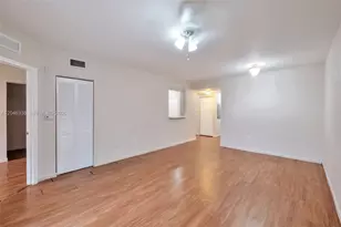 1103 Golden Lakes Blvd, West Palm Beach, FL 33411 - Photo 19