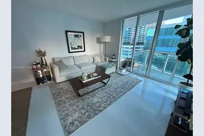 951 Brickell Ave #2011, Miami, FL 33131 - Photo 3