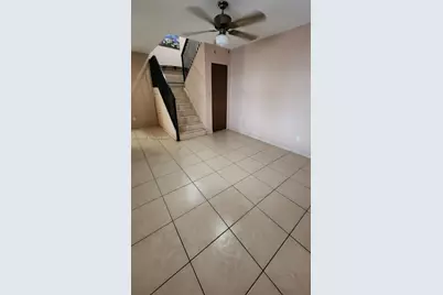 8188 NW 98th Lane #122, Hialeah Gardens, FL 33016 - Photo 7