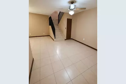 8188 NW 98th Lane #122, Hialeah Gardens, FL 33016 - Photo 13