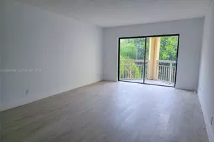 8290 Lake Dr, Doral, FL 33166 - Photo 3