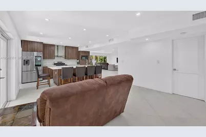 15200 SW 81st Ave, Palmetto Bay, FL 33157 - Photo 9