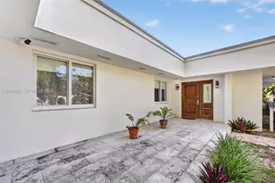 15200 SW 81st Ave, Palmetto Bay, FL 33157 - Photo 7