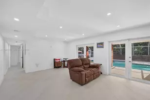 15200 SW 81st Ave, Palmetto Bay, FL 33157 - Photo 11