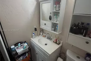1512 N 58th Ave, Hollywood, FL 33021 - Photo 43