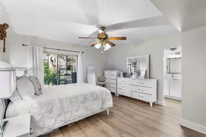 8401 SW 107th Ave #144E, Miami, FL 33173 - Photo 17