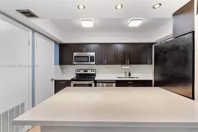 8401 SW 107th Ave #144E, Miami, FL 33173 - Photo 9