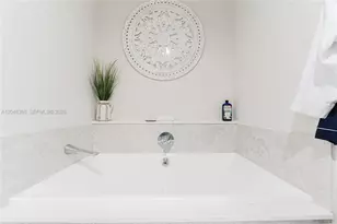 488 NE 18th St, Miami, FL 33132 - Photo 21