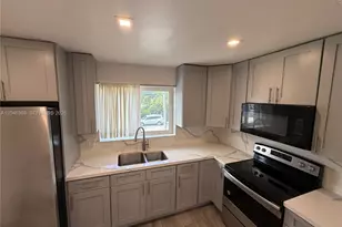 12th Street SE 12th St, Hialeah, FL 33010 - Photo 5