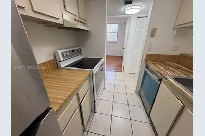 8004 SW 149th Ave #C205, Miami, FL 33193 - Photo 5