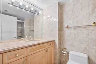 18031 Biscayne Blvd, Aventura, FL 33160 - Photo 19