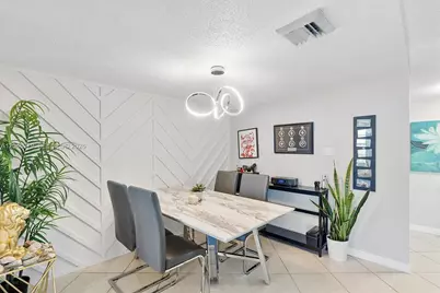 18031 Biscayne Blvd #1401, Aventura, FL 33160 - Photo 9