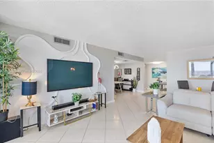 18031 Biscayne Blvd, Aventura, FL 33160 - Photo 7